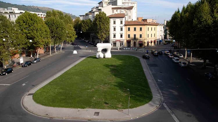 Il Tramvai Prato-Firenze che portava i prodotti artigianali come i Biscotti Mattei