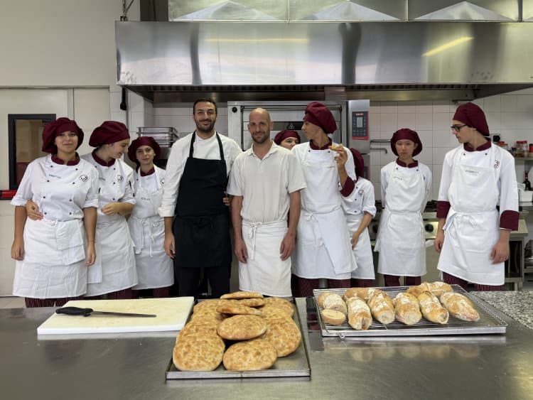 Gli artigiani pratesi tornano in classe all'Istituto Alberghiero!